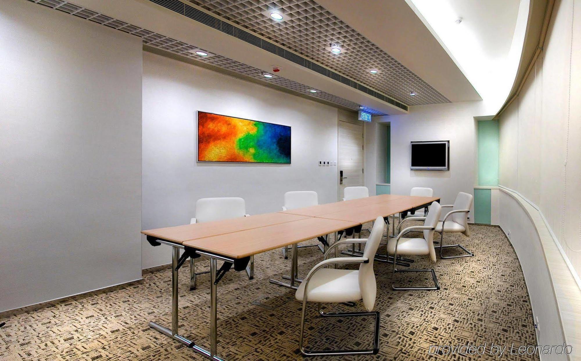 Iclub Wan Chai 4*